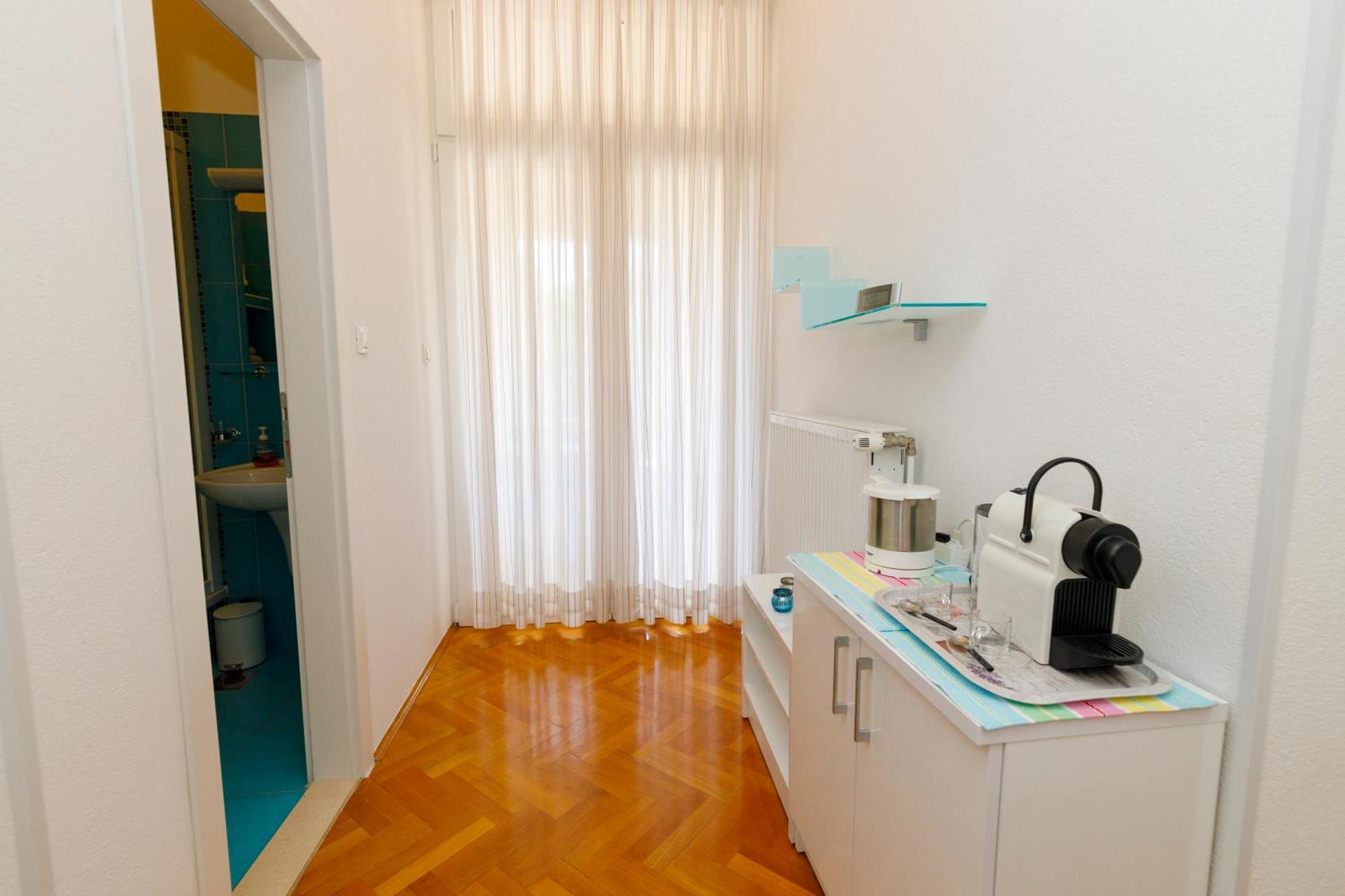 Villa Alesa Tučepi Eksteriør billede
