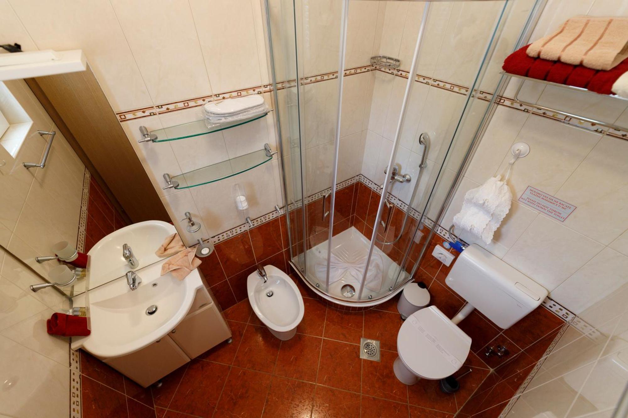 Villa Alesa Tučepi Eksteriør billede